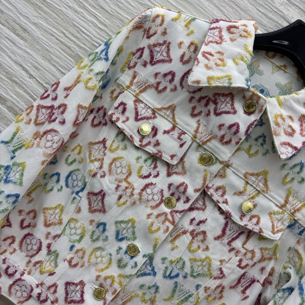 Куртка джинсовая женская фото 3