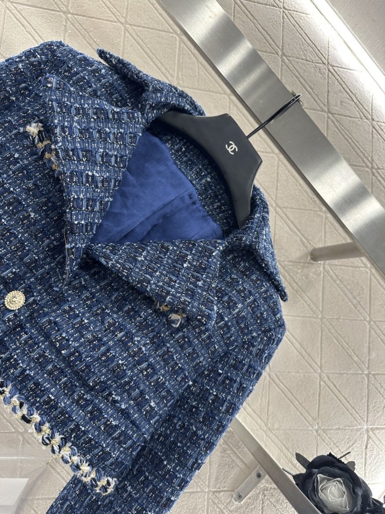 Куртка джинсовая женская фото 3