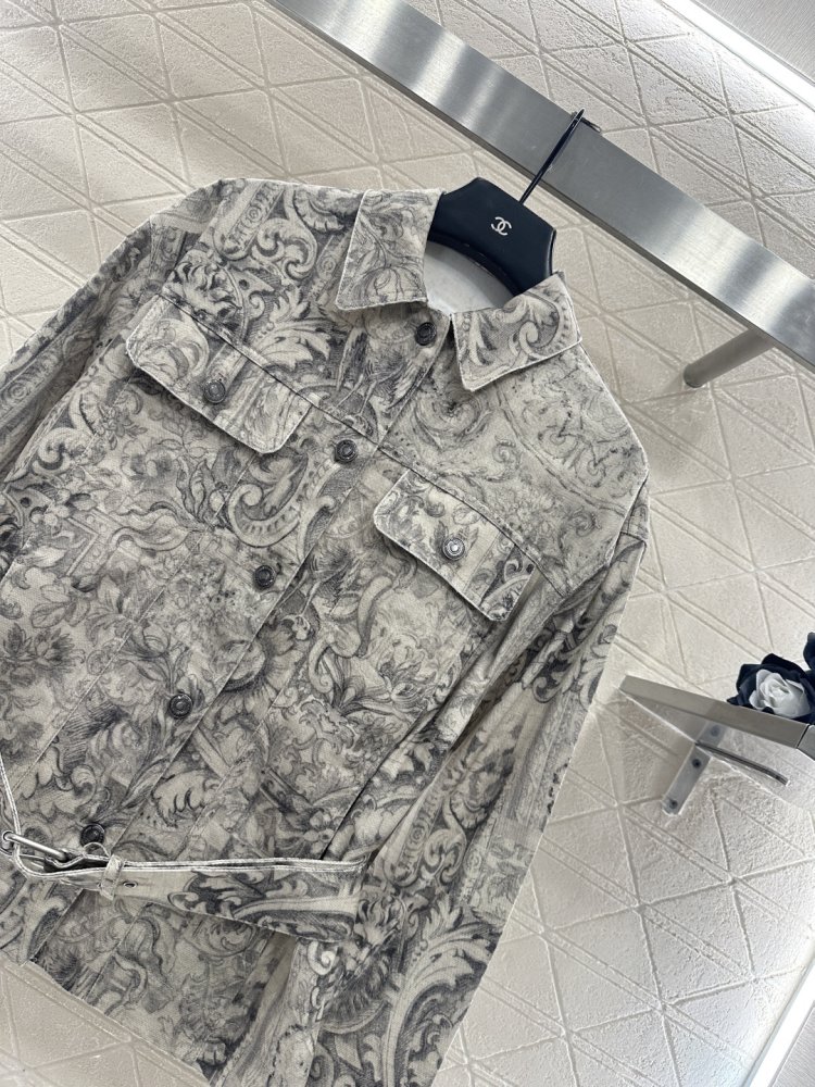 Куртка джинсовая женская фото 3