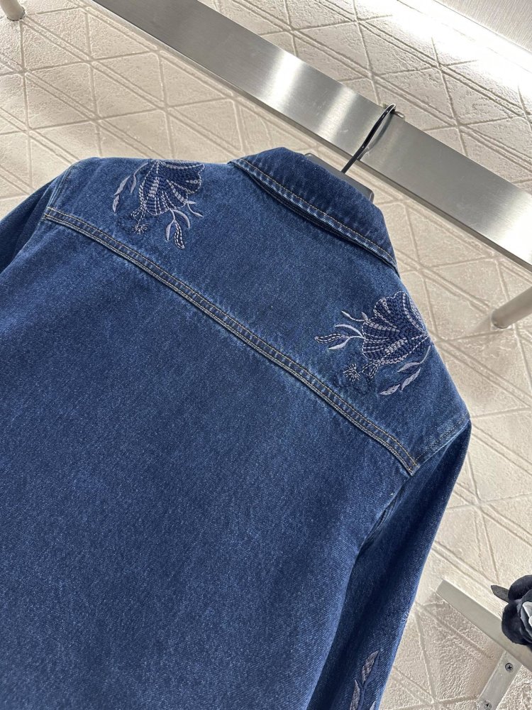 Куртка джинсовая женская фото 4