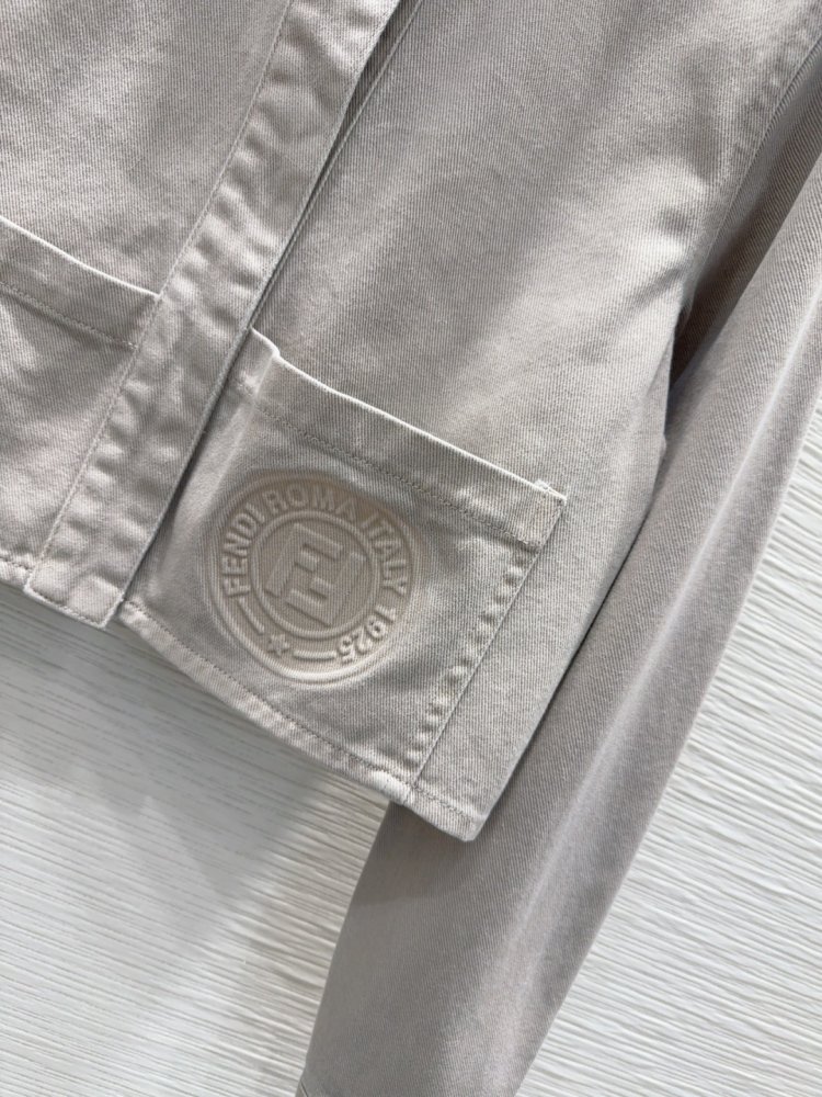 Куртка джинсовая женская фото 4