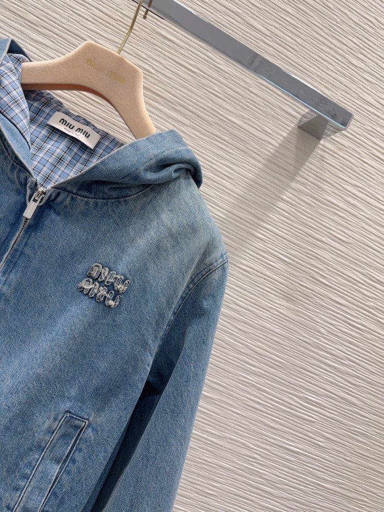 Куртка джинсовая женская фото 4