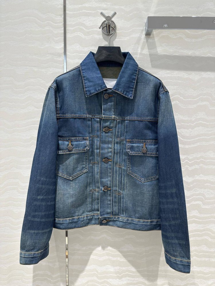 Куртка джинсовая