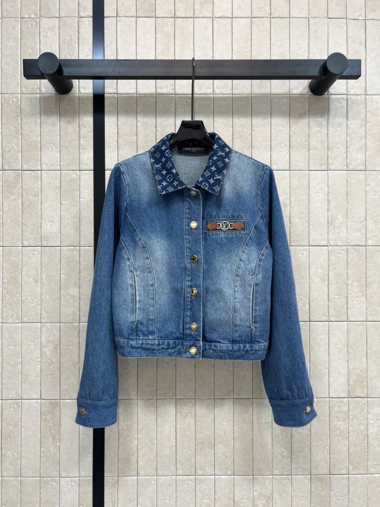 Куртка джинсовая