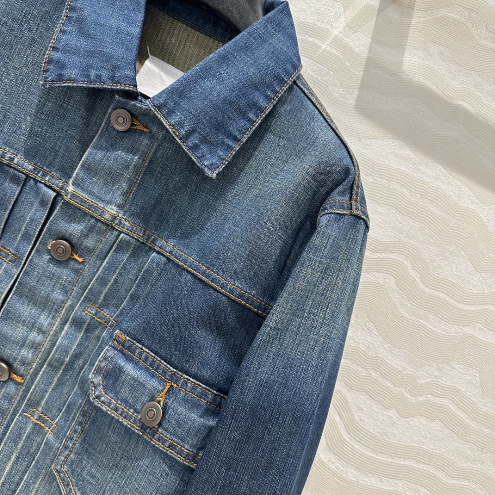 Куртка джинсовая фото 3