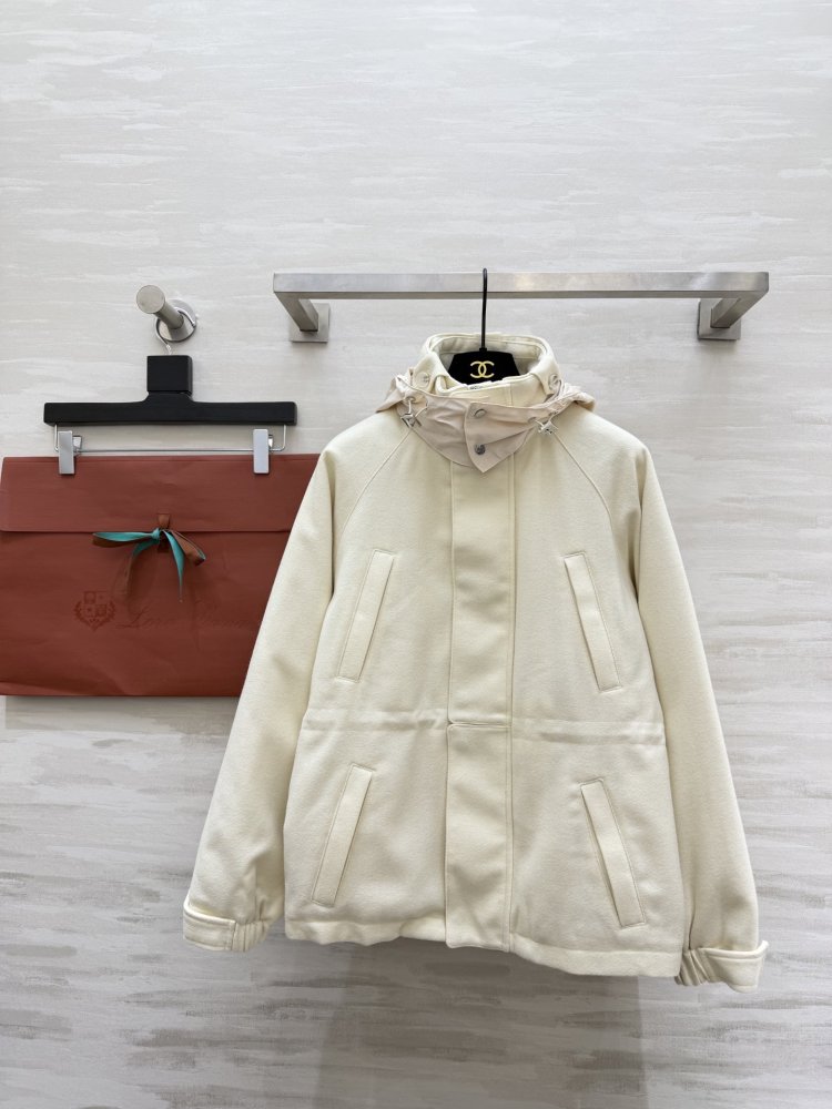 Куртка з кашеміру жіноча