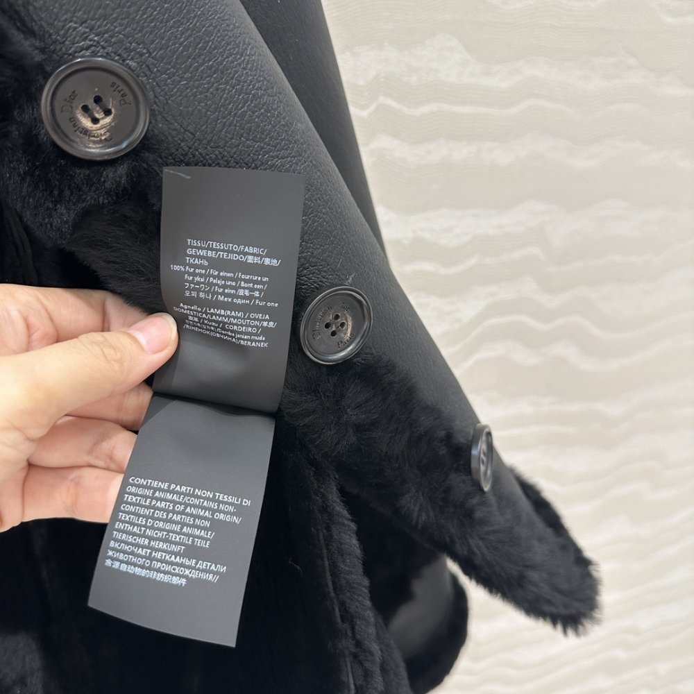 Куртка шкіряна на хутрі жіноча фото 8