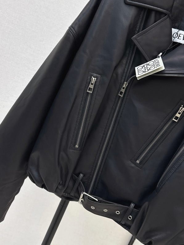 Jacket leather on feathers women's фото 2