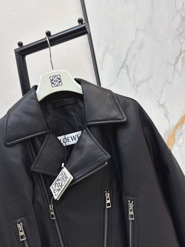 Jacket leather on feathers women's фото 3