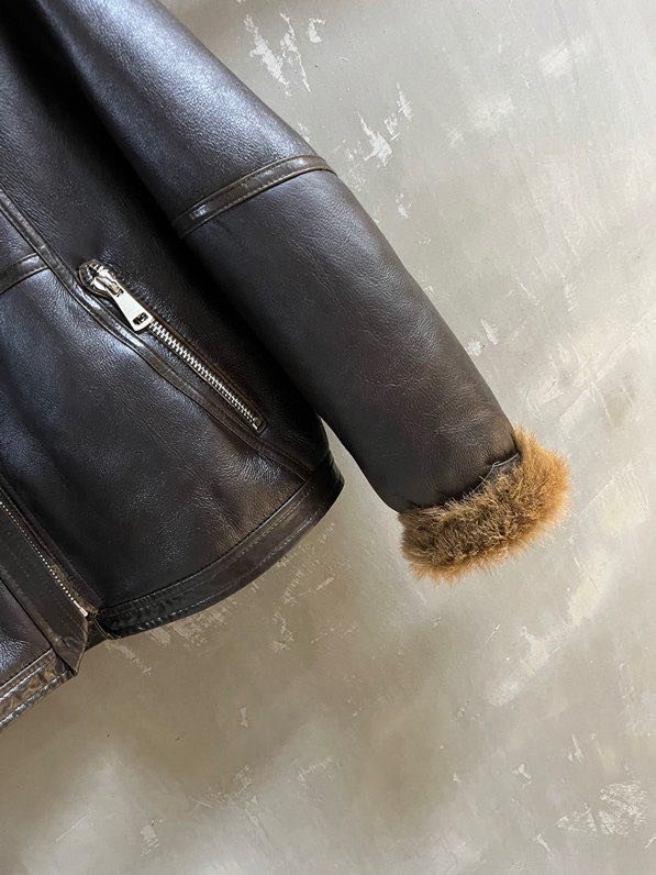 Jacket leather women's on fur фото 6