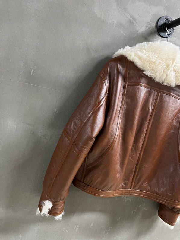 Jacket leather women's on fur фото 9