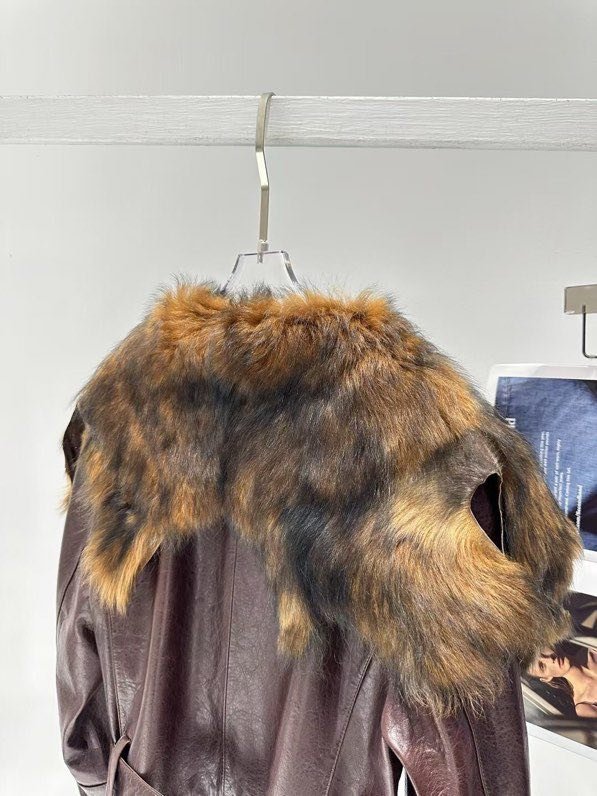 Jacket leather women's from fur collar фото 9