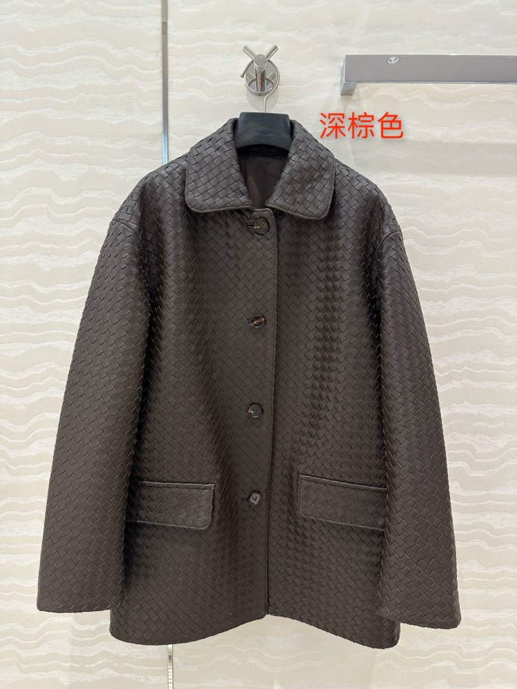 Куртка шкіряна жіноча