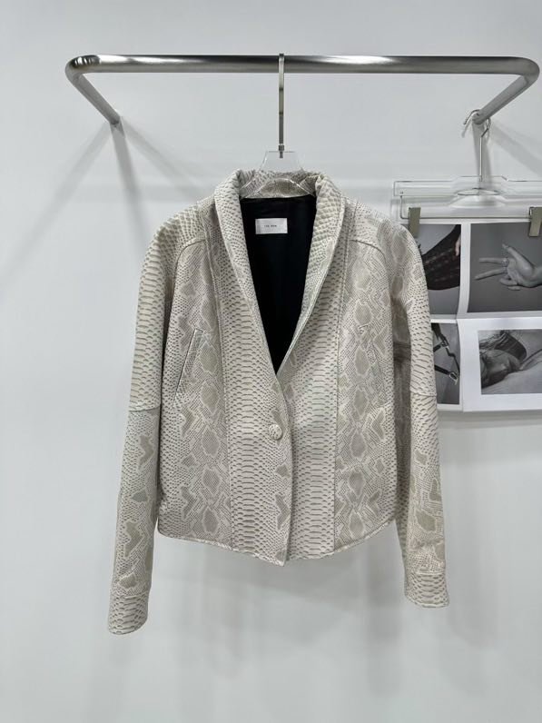 Куртка шкіряна жіноча