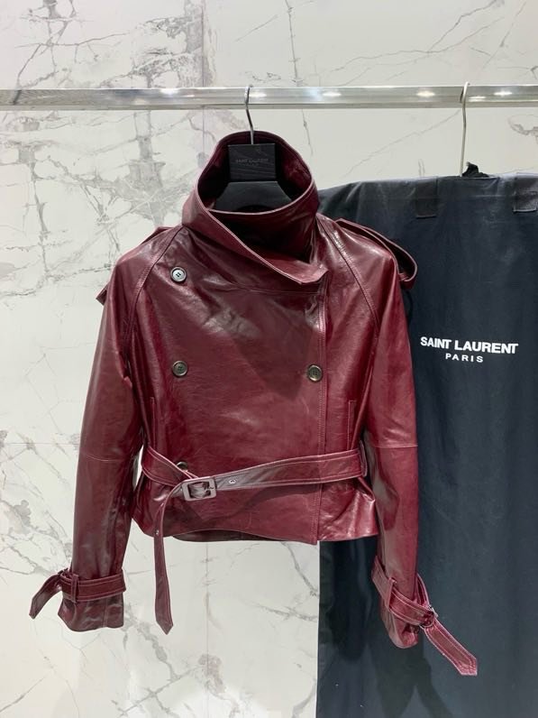 Куртка шкіряна жіноча