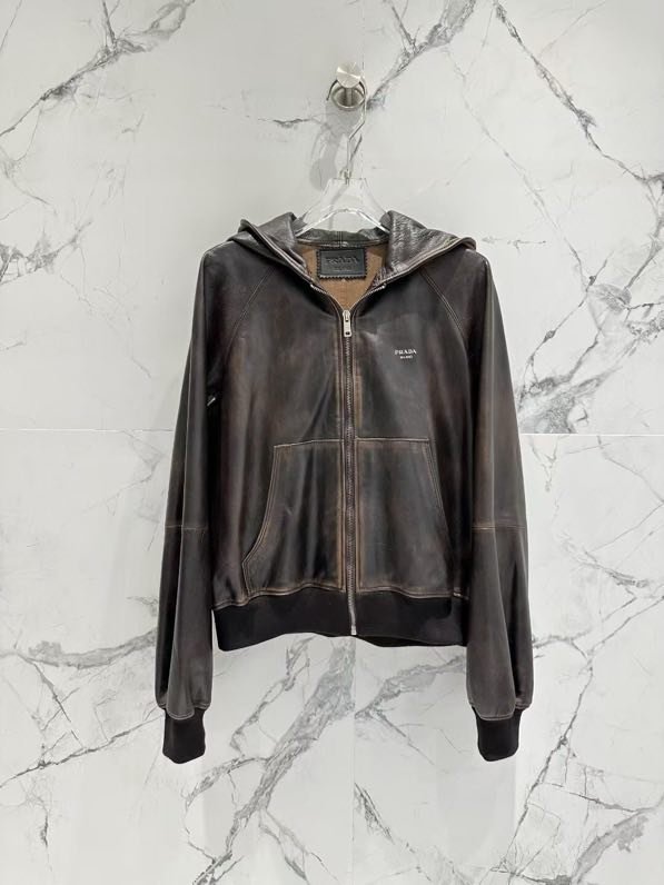 Куртка кожаная женская