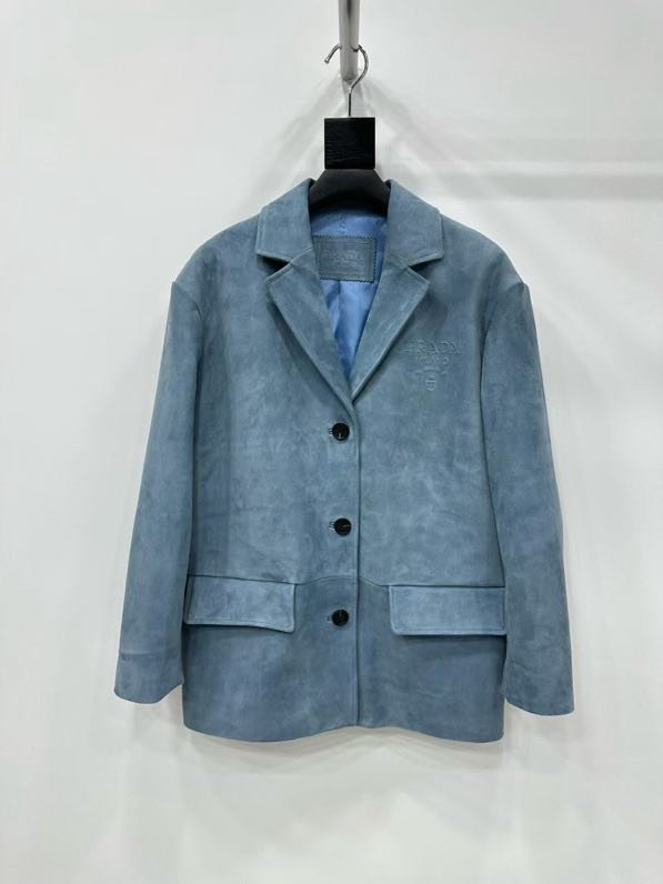 Куртка кожаная женская