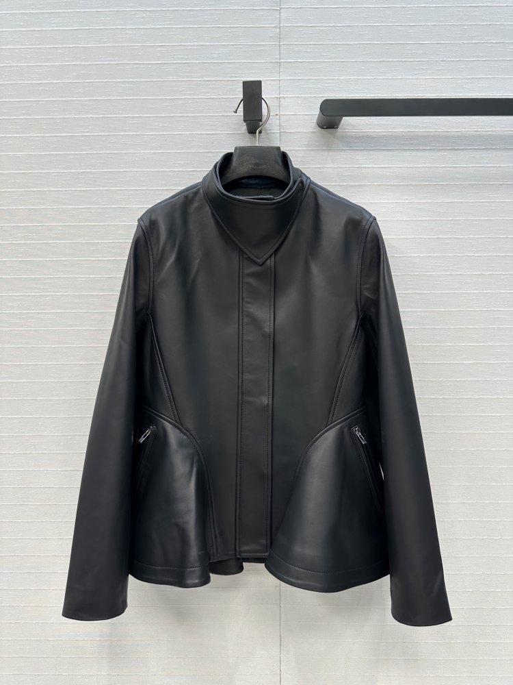 Куртка кожаная женская