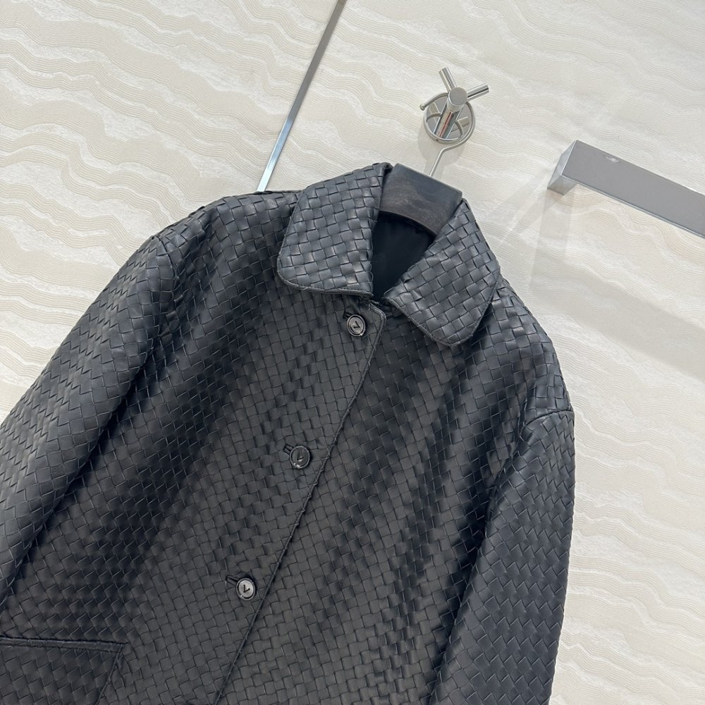 Куртка кожаная женская фото 2