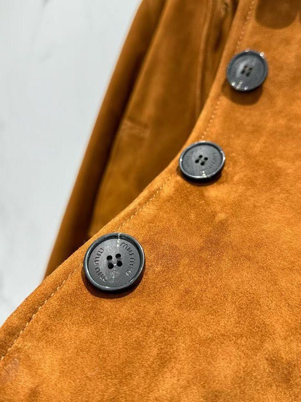 Куртка шкіряна жіноча фото 2