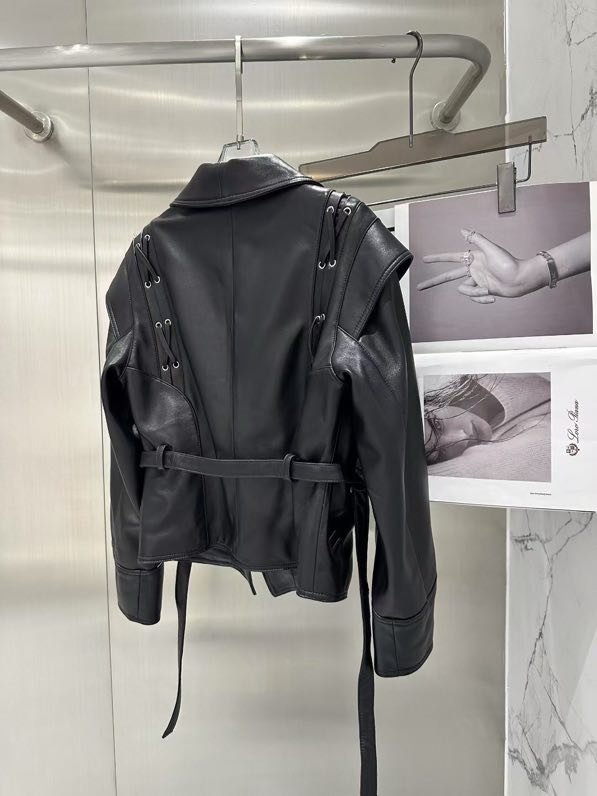 Куртка шкіряна жіноча фото 2