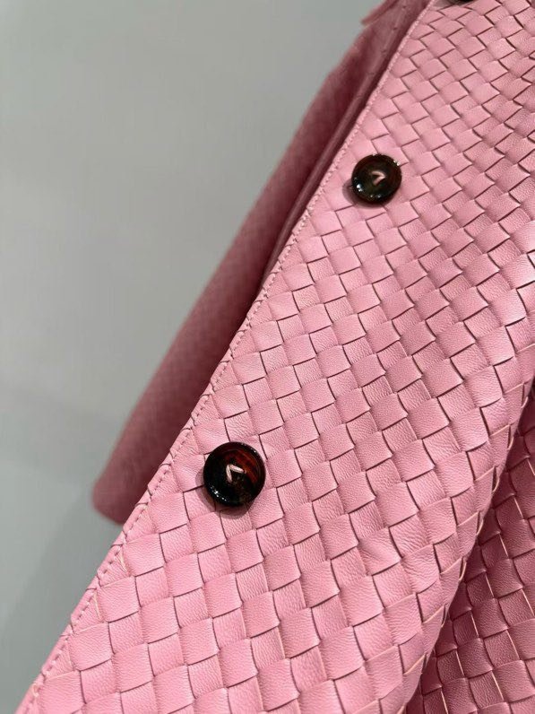 Jacket leather women's фото 2