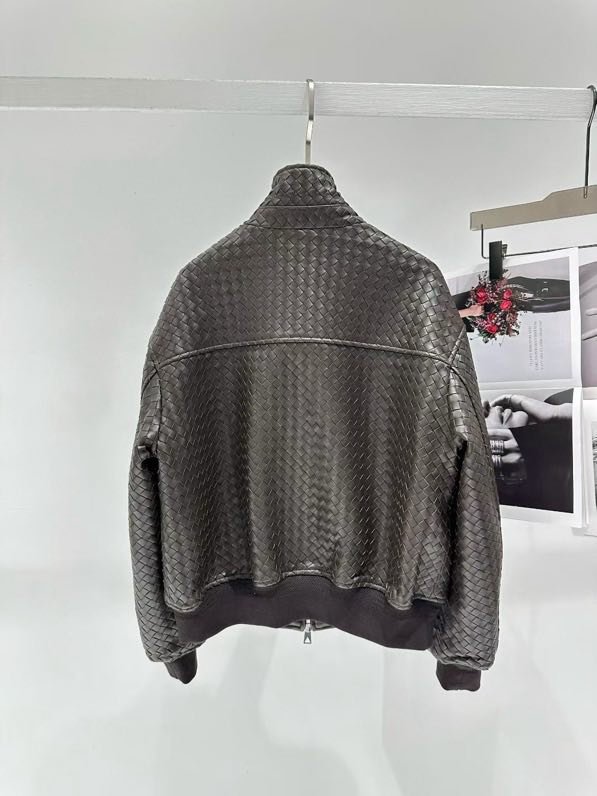 Jacket leather women's фото 2