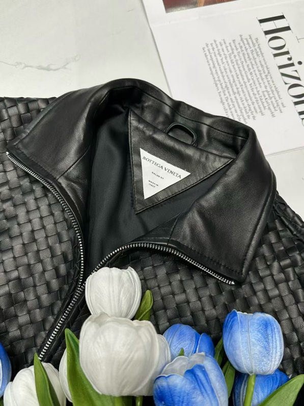 Jacket leather women's фото 2