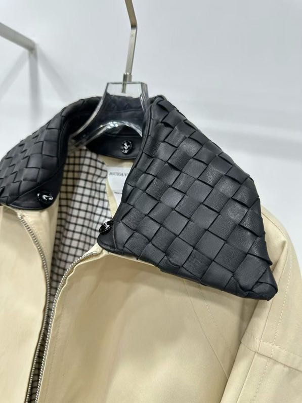 Куртка шкіряна жіноча фото 2