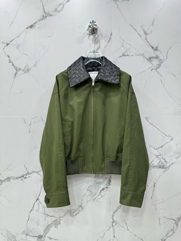 Куртка шкіряна жіноча фото 2