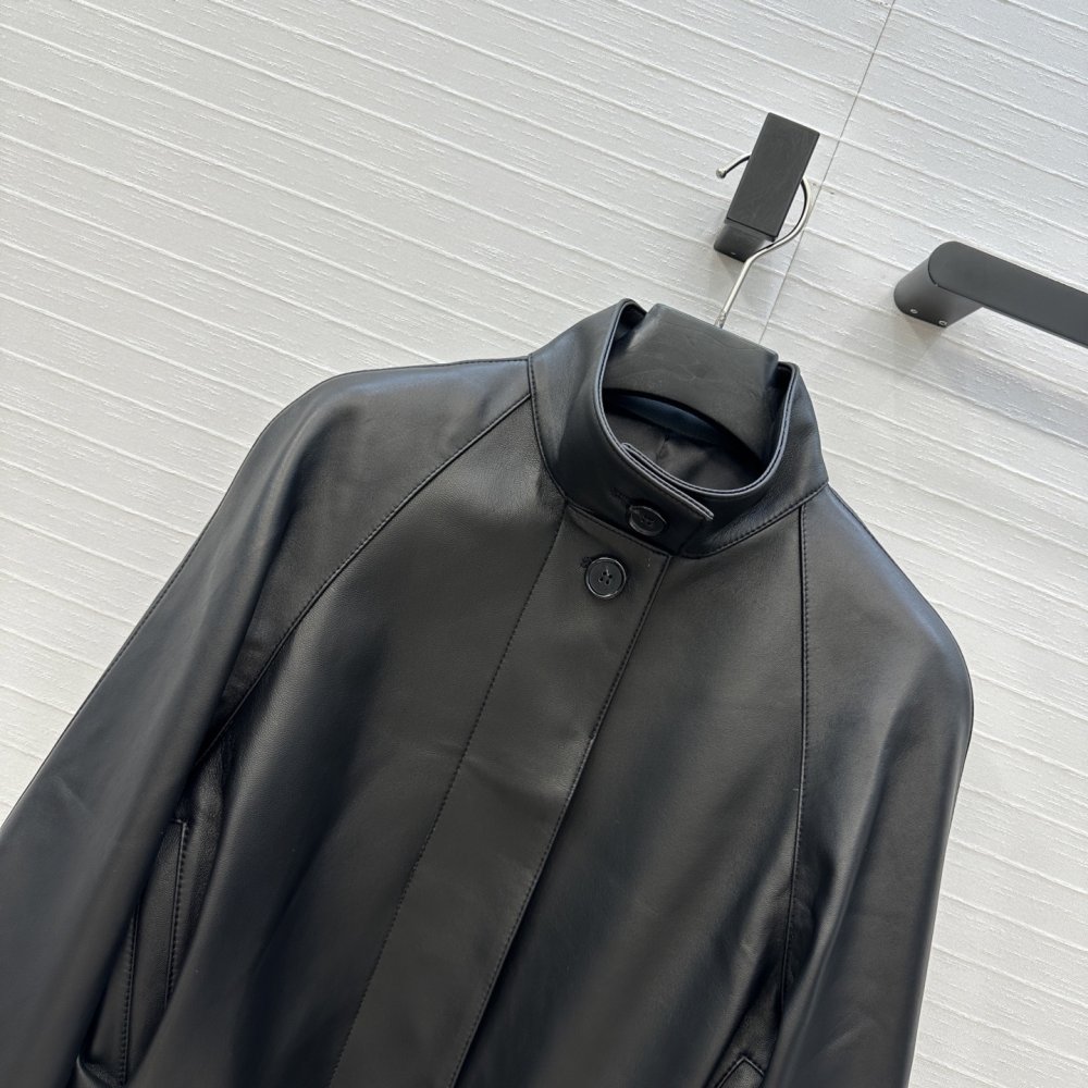 Куртка шкіряна жіноча фото 2