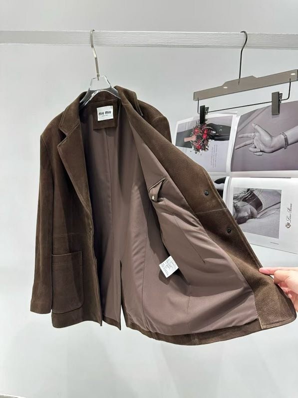 Куртка шкіряна жіноча фото 3