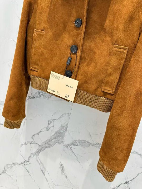 Куртка шкіряна жіноча фото 4