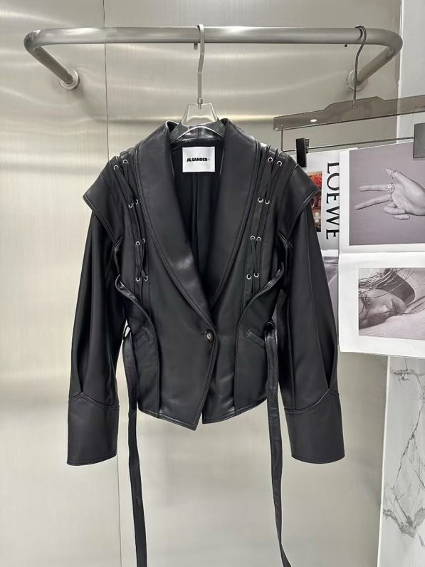 Куртка шкіряна жіноча фото 4