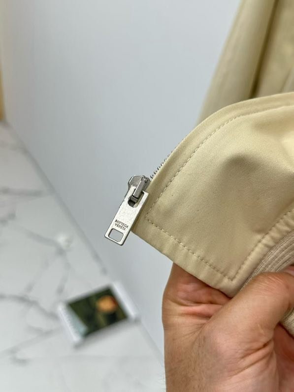 Куртка шкіряна жіноча фото 4