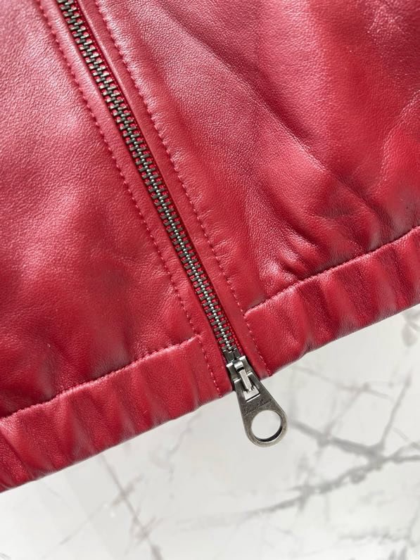 Куртка шкіряна жіноча фото 4