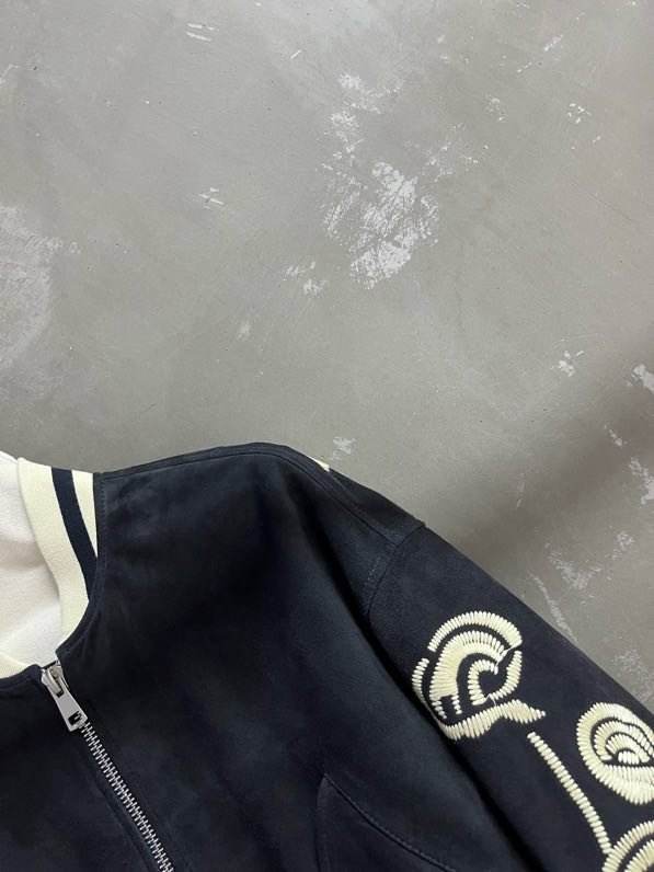 Куртка шкіряна жіноча фото 4