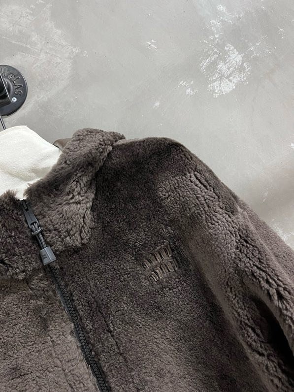 Куртка шкіряна жіноча фото 4