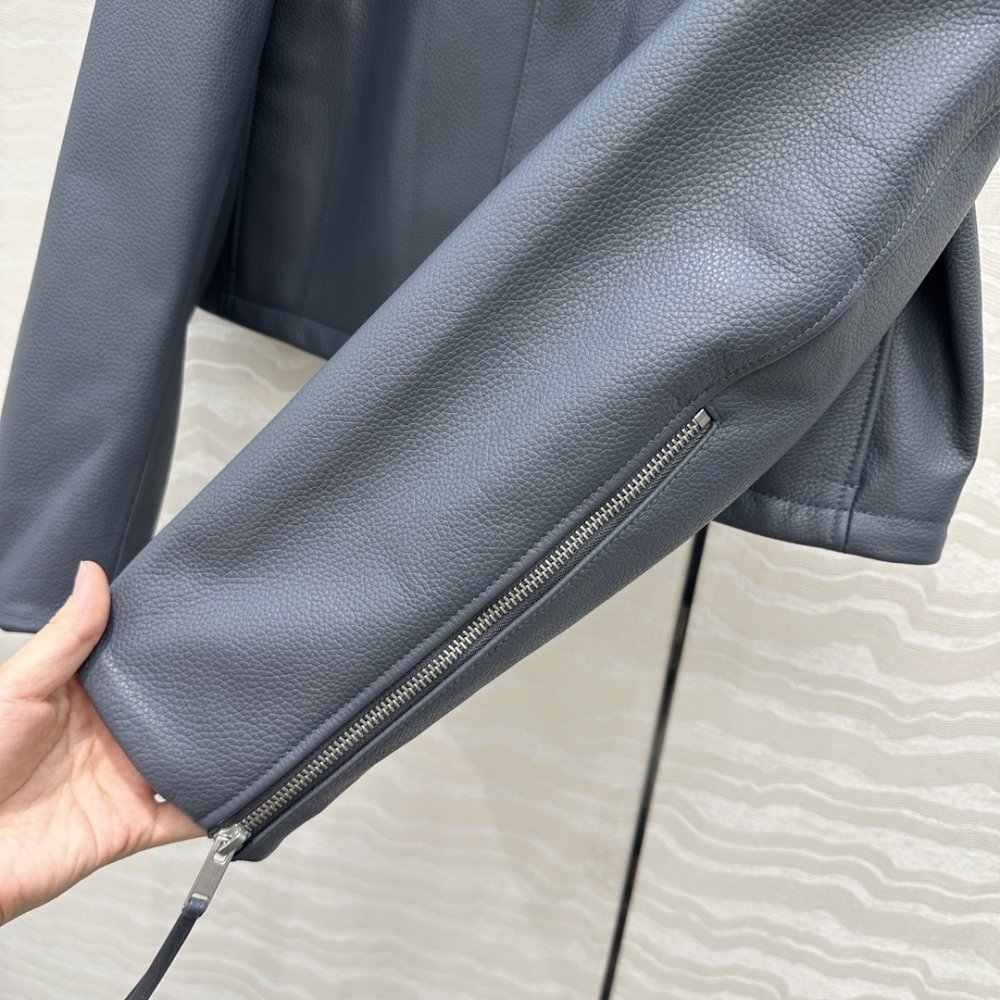 Куртка шкіряна жіноча фото 5