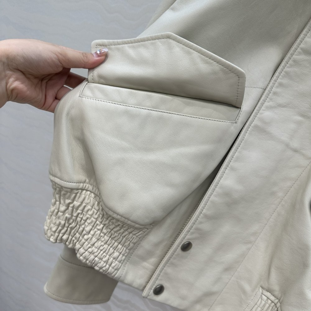 Куртка шкіряна жіноча фото 5