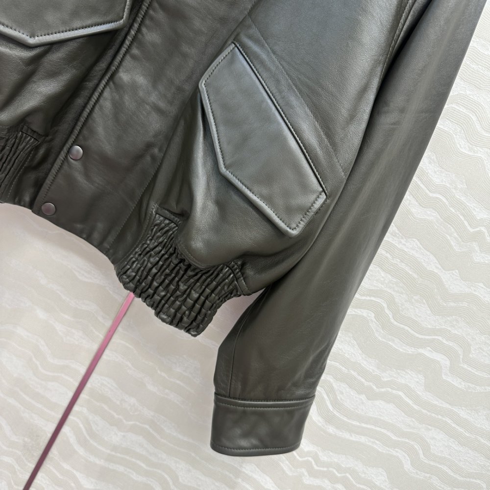 Куртка шкіряна жіноча фото 5