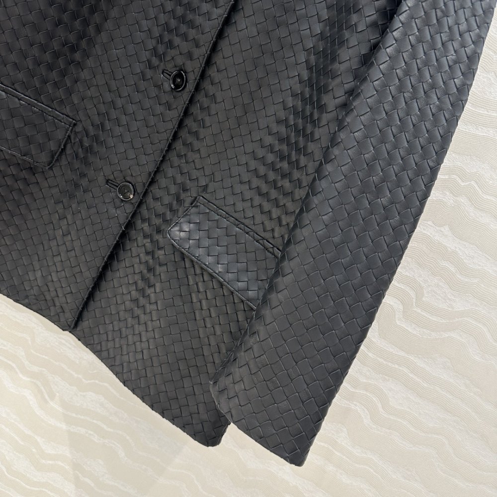 Куртка кожаная женская фото 5