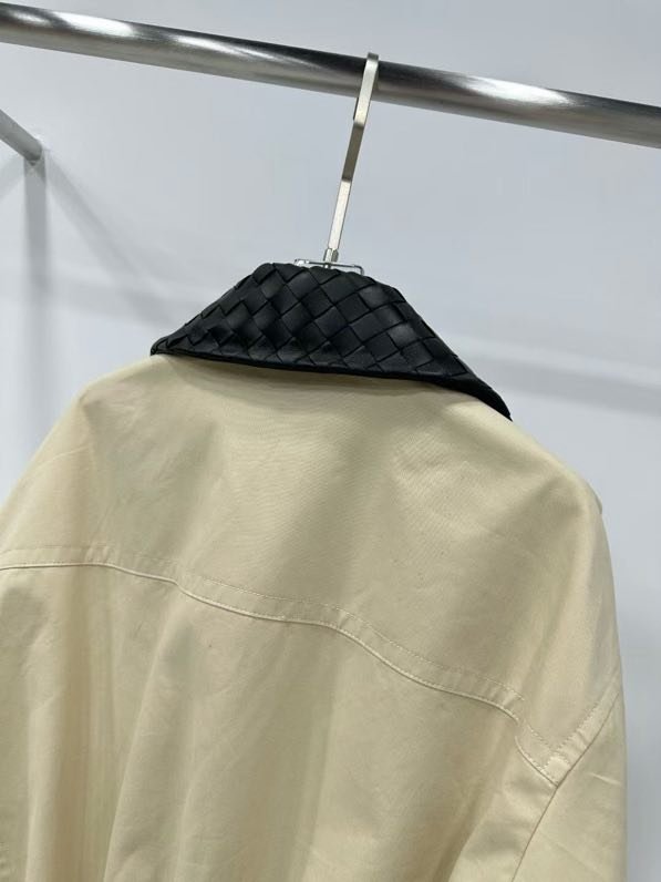 Куртка шкіряна жіноча фото 5