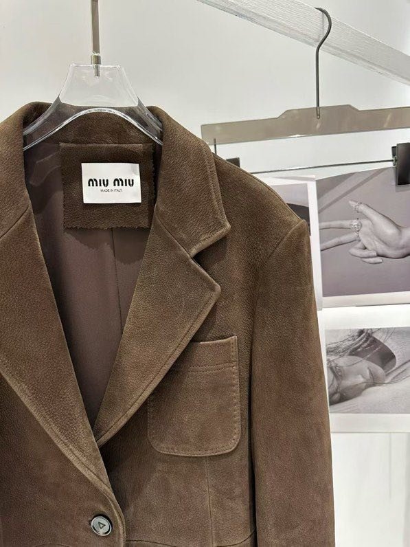 Куртка шкіряна жіноча фото 6