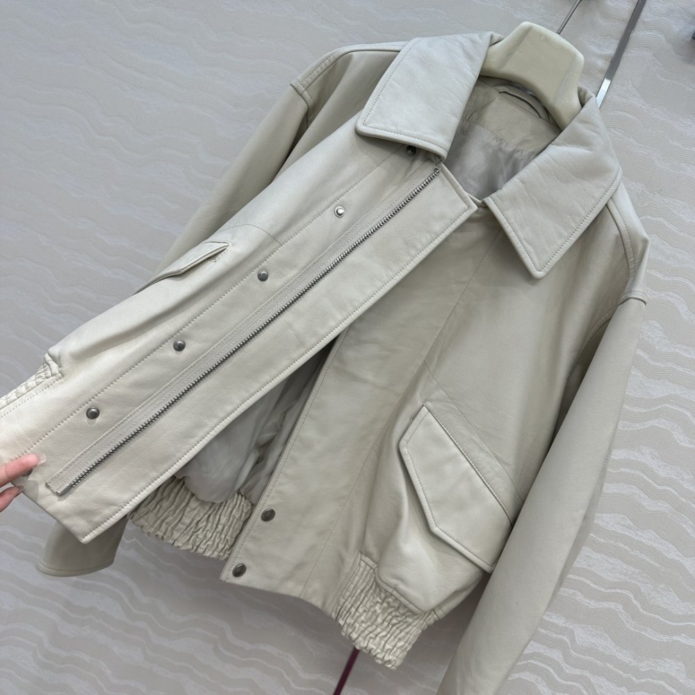 Куртка шкіряна жіноча фото 7