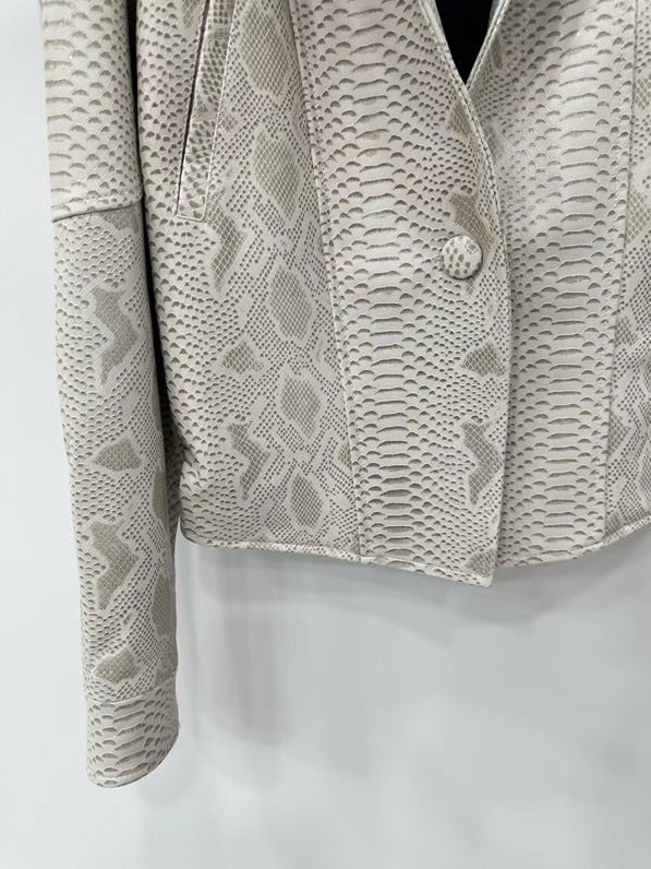 Куртка шкіряна жіноча фото 7