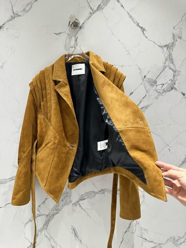 Куртка шкіряна жіноча фото 7