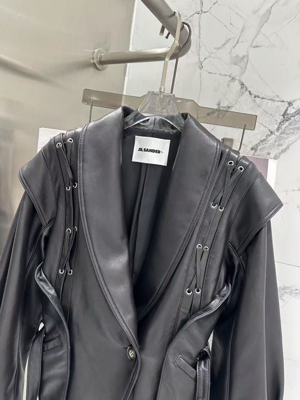 Куртка шкіряна жіноча фото 7