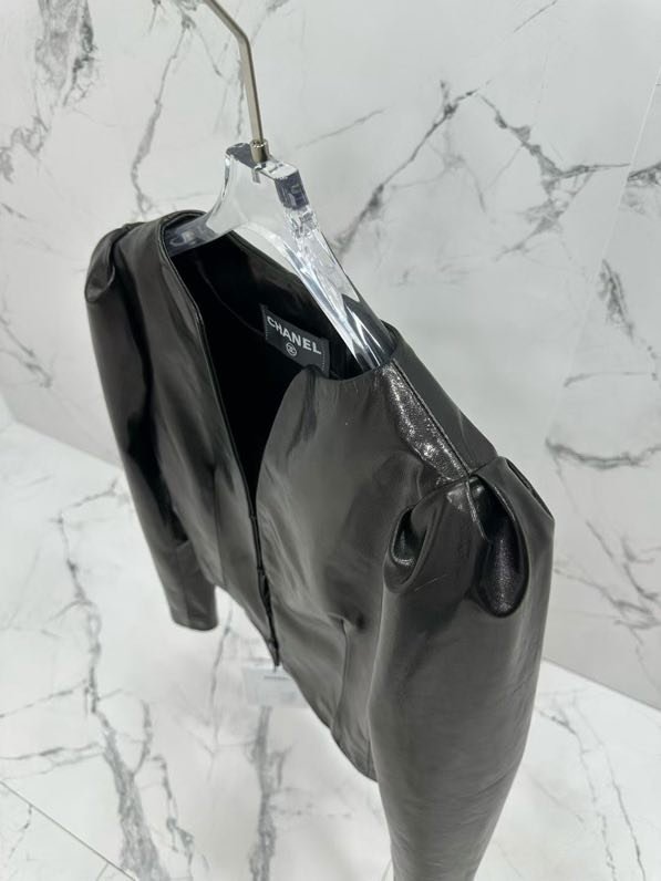 Jacket leather women's фото 7