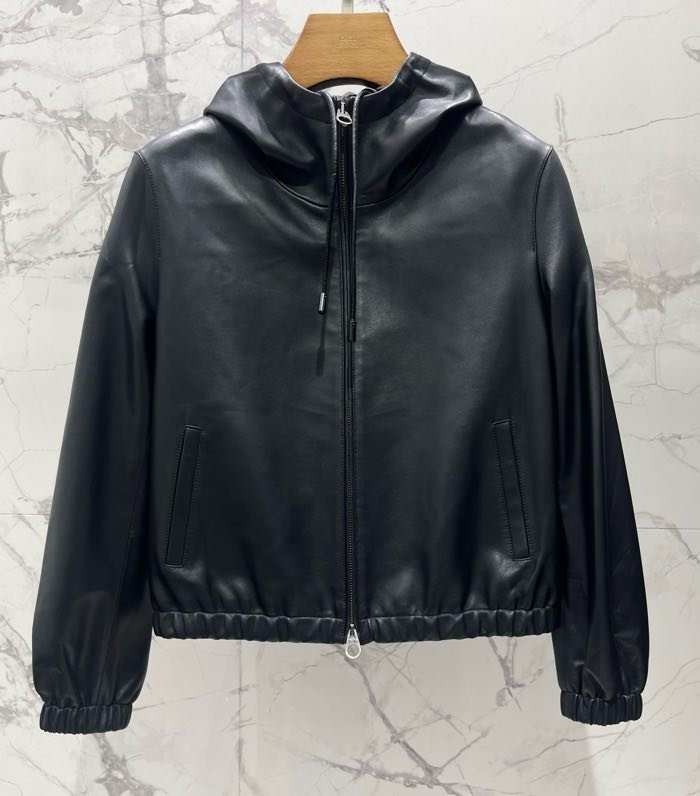 Куртка шкіряна жіноча фото 7